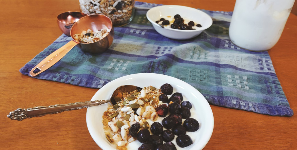 Is there really such a thing as a healthy, homemade breakfast cereal that actually tastes good? Try this, and you'll see!